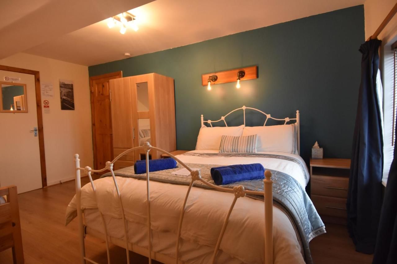 Отели типа «постель и завтрак» Slieve Elva B&B Лисдунварна