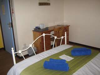 Отели типа «постель и завтрак» Slieve Elva B&B Лисдунварна Двухместный номер с 1 кроватью и собственной ванной комнатой-4