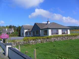 Отели типа «постель и завтрак» Slieve Elva B&B Лисдунварна-4